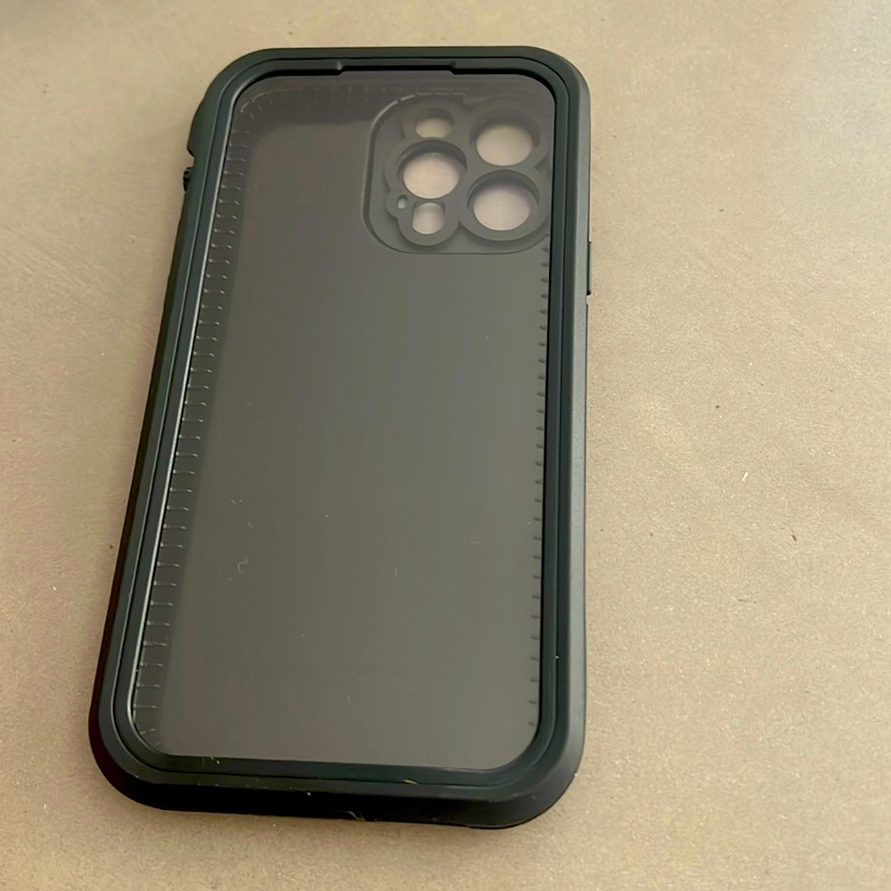 IPHONE 13 PRO MAX FRĒ CASE - BLACK